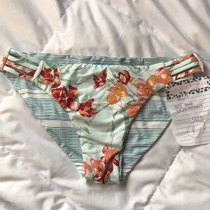 ROXY bathing suit bottoms